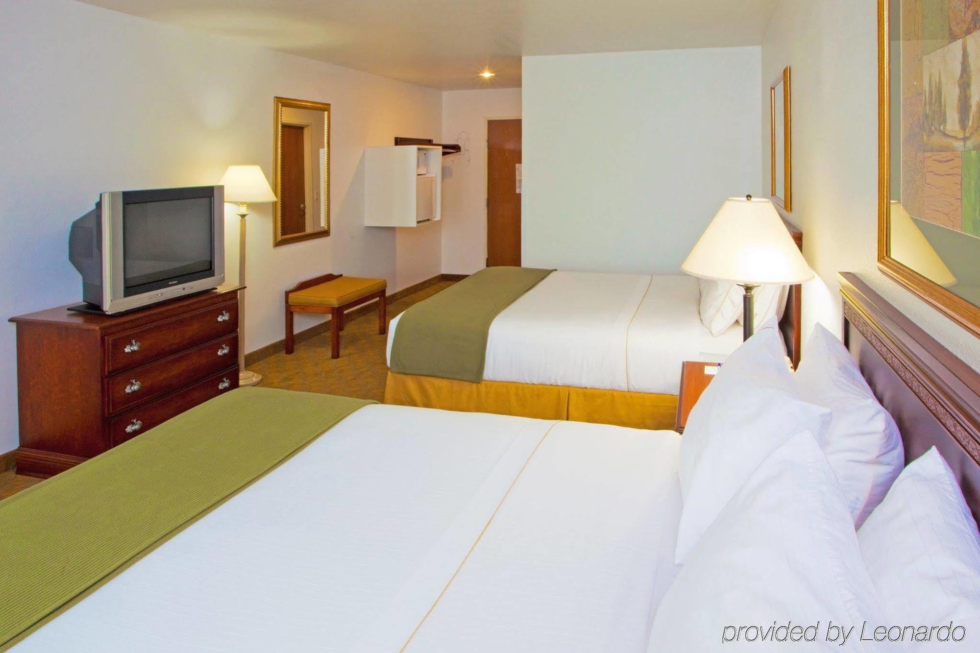 Holiday Inn Express Hotel & Suites Elkins, An Ihg Hotel Room photo